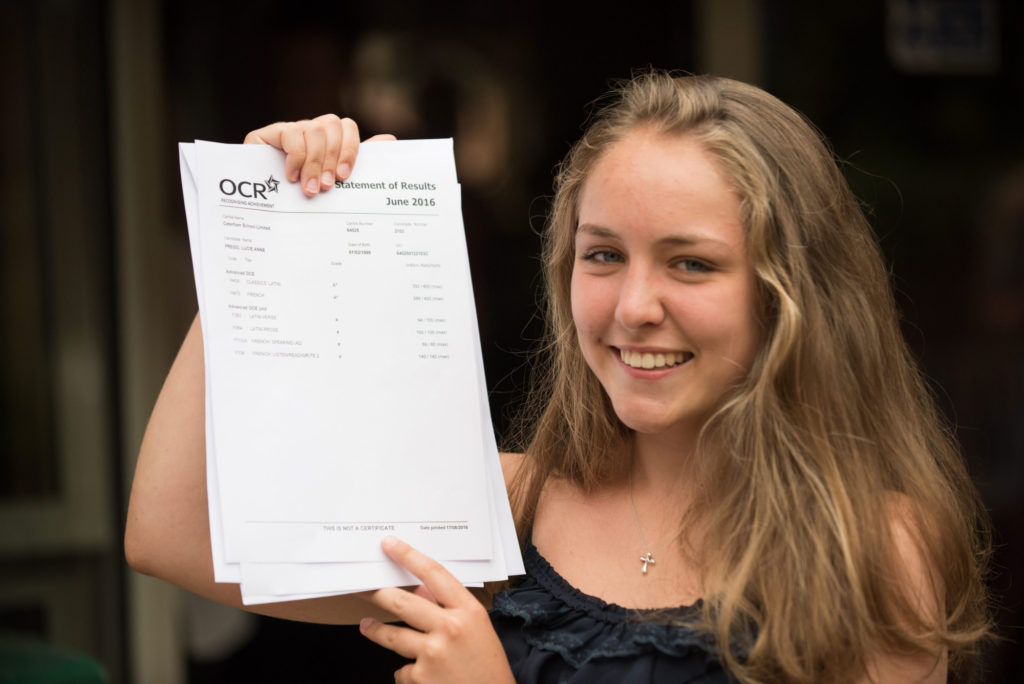 whatson_news_alevelresults2016-4